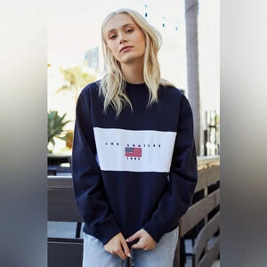 Brandy Melville John Galt Los Angeles 1984 Crewneck in Navy/White Size S